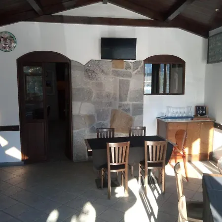 Alojamento de Acomodação e Pequeno-almoço Casa Nunzia 3*