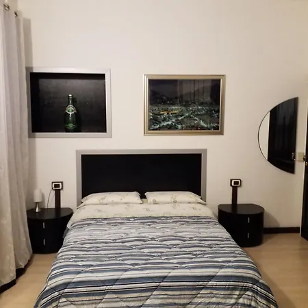 Casa Nunzia Nocleg ze śniadaniem 3*